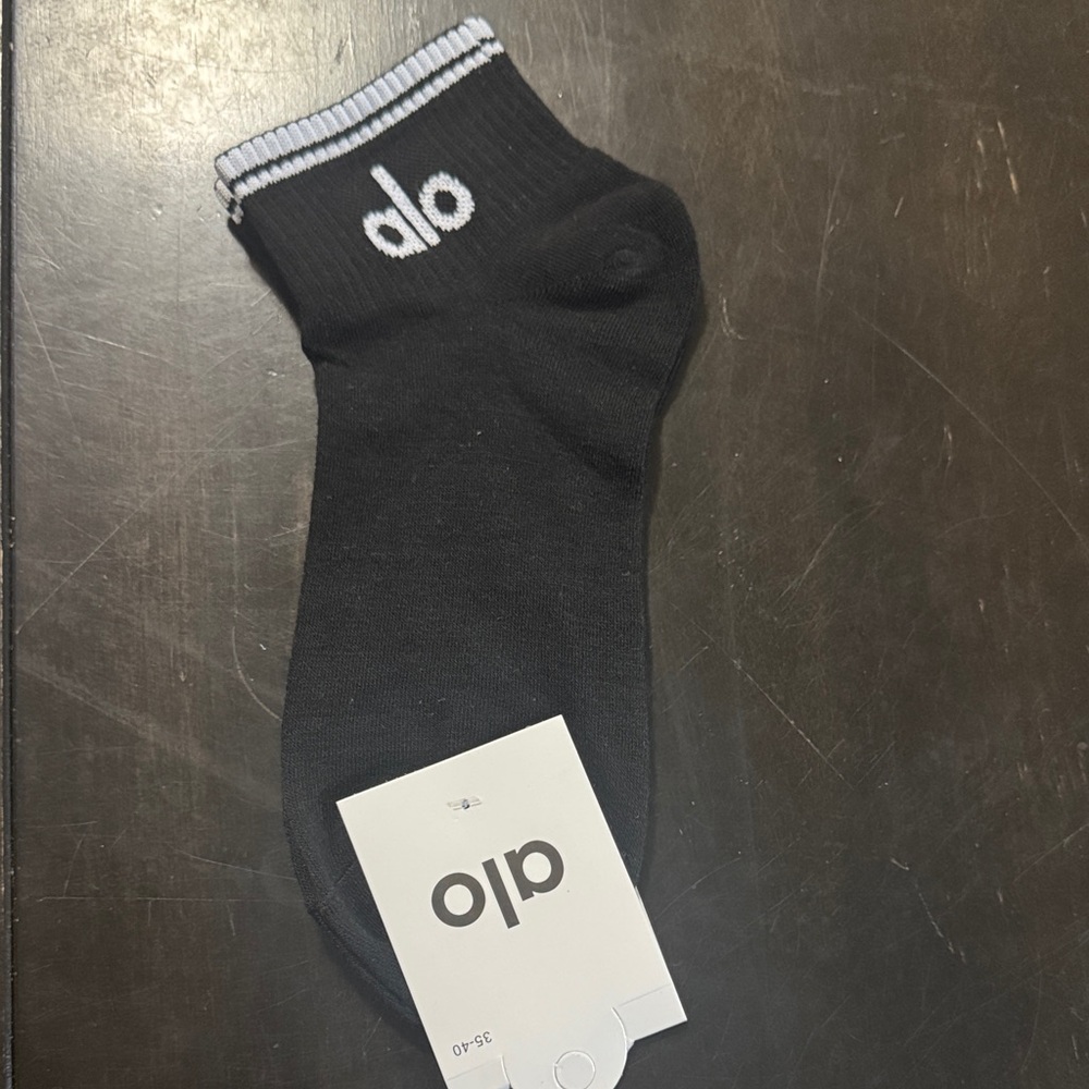 ALO Yoga Black Athletic Socks